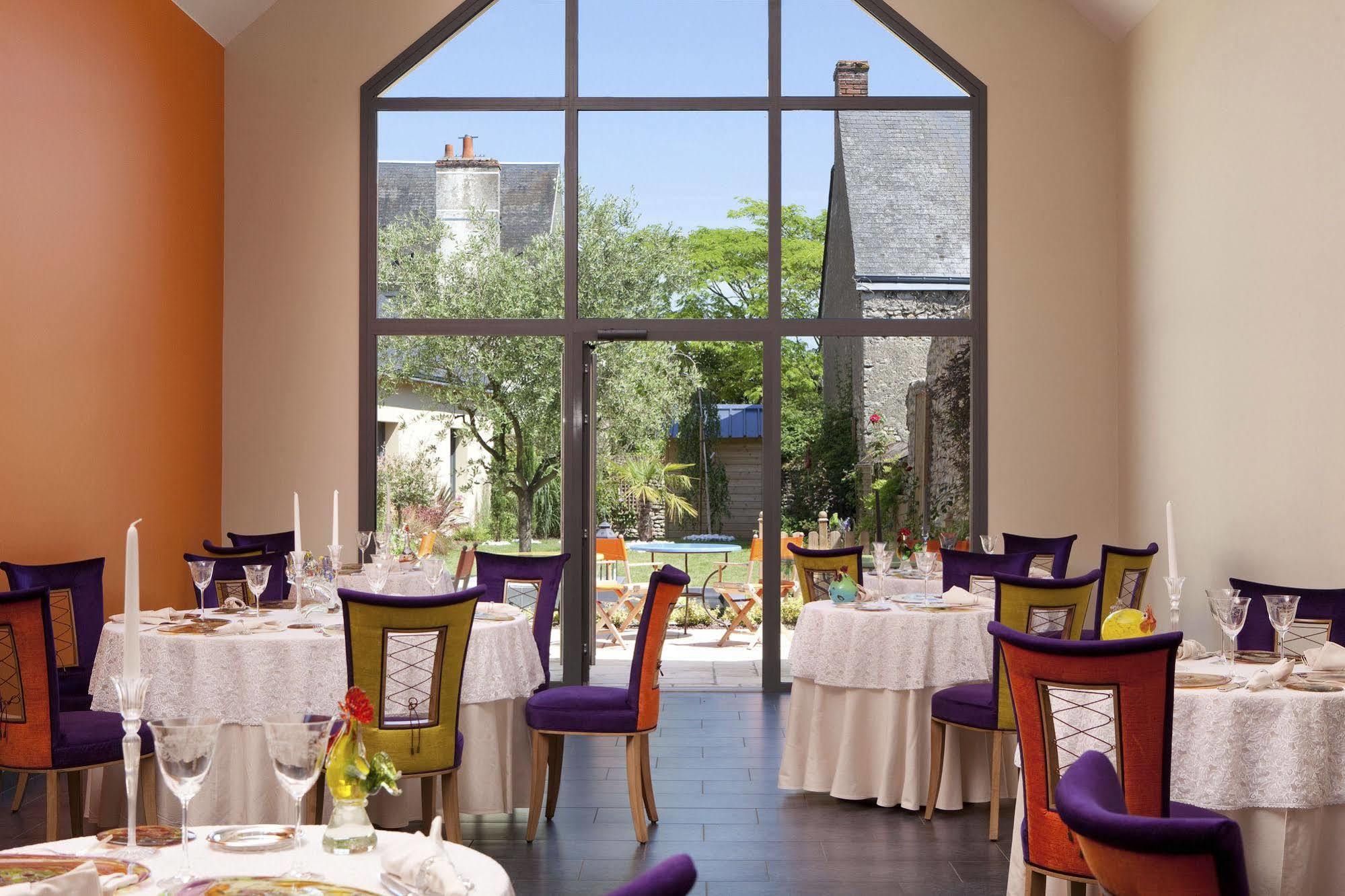 Logis Hotel O En Couleur Oucques-la-Nouvelle Dış mekan fotoğraf